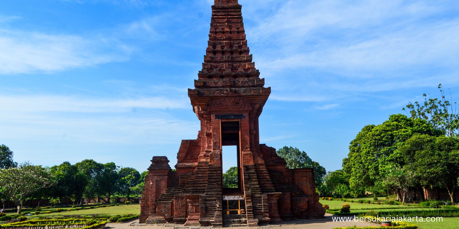 Napak Tilas Majapahit